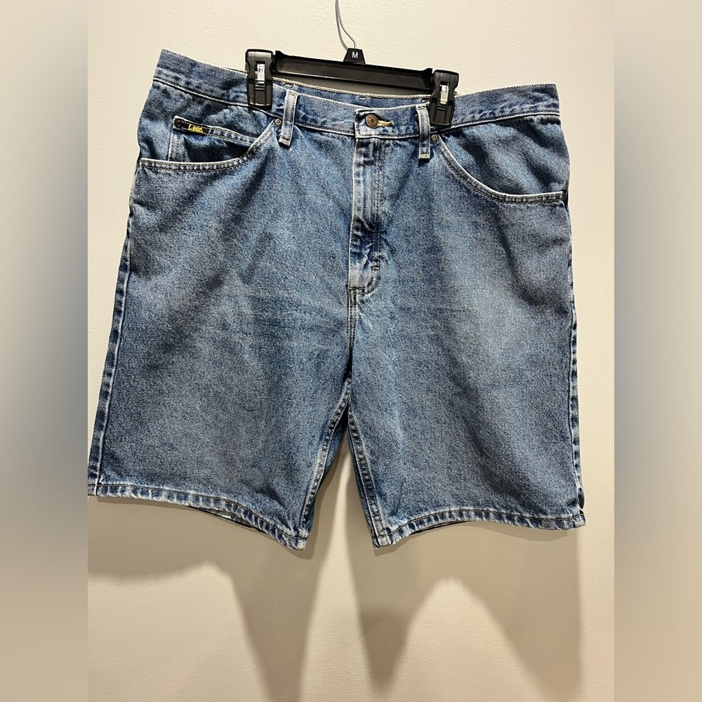 Men's Lee relaxed fit denim‎ jean shorts classic five-pocket design,Size 38